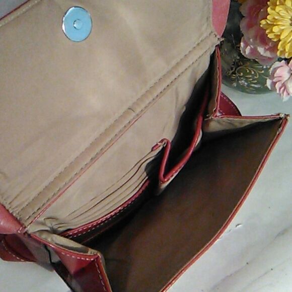 Giani Bernini Red Crossbody Bag - Picture 2 of 12